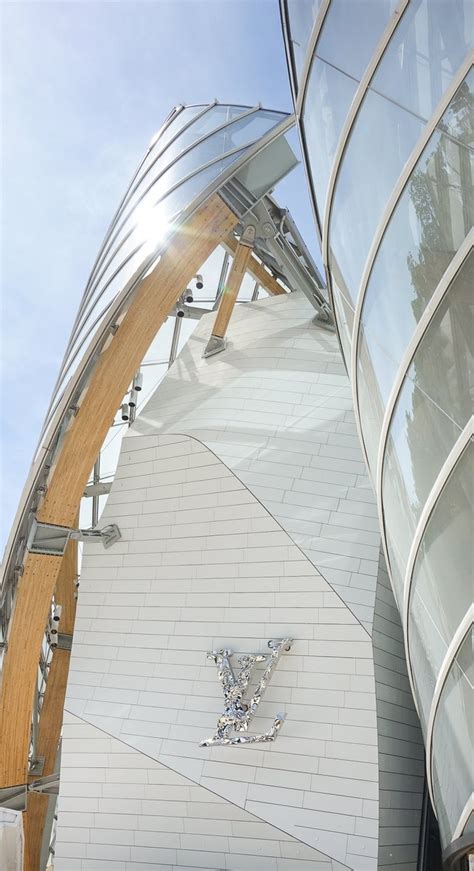 do i need to buy tickets for fondation louis vuitton|louis vuitton museum paris tickets.